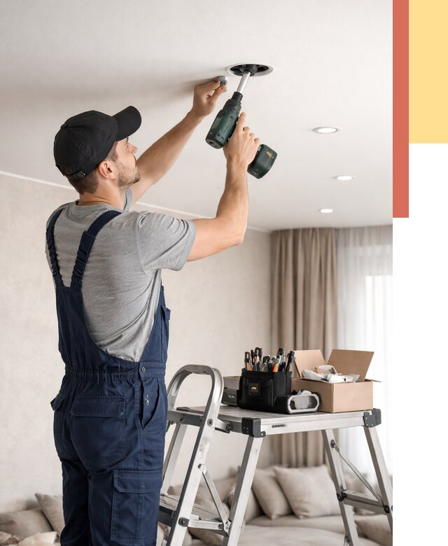 Установка и монтаж точечных светильников в натяжной потолок в Карпинске от 1848 руб. | ОТДЕЛОЧНИК-Кпн